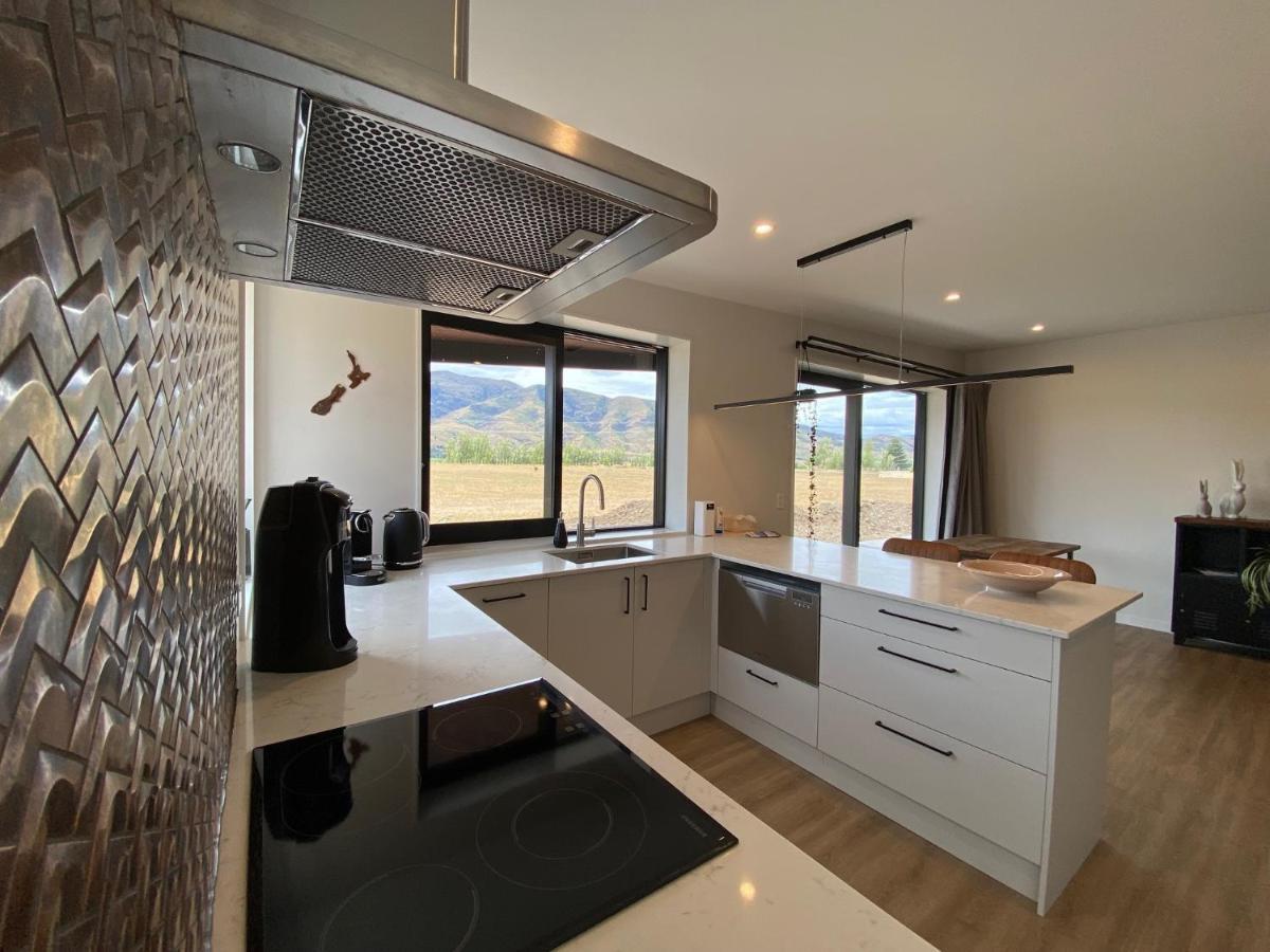 Relax In Rural Wanaka Βίλα Queensberry Εξωτερικό φωτογραφία