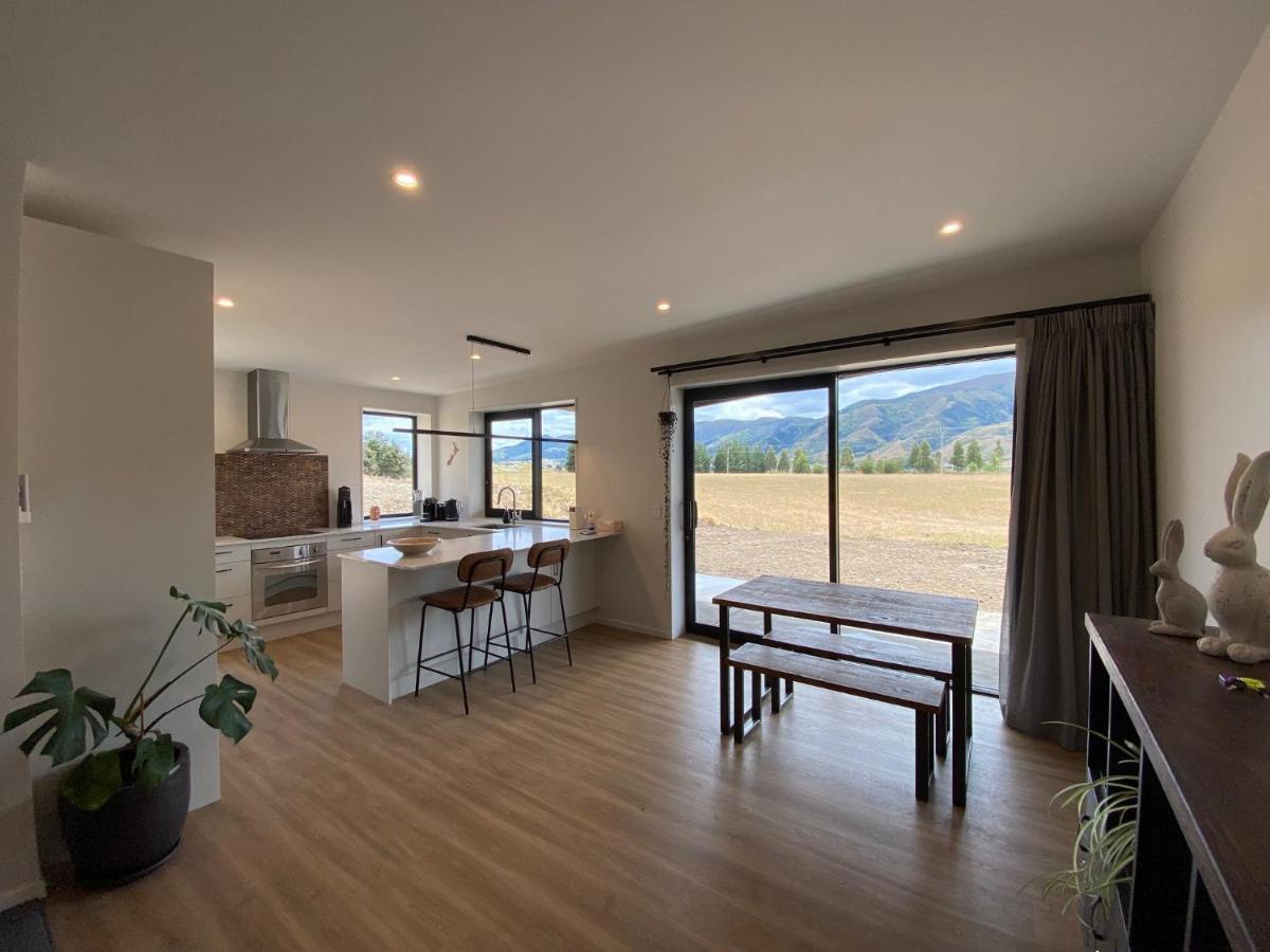 Relax In Rural Wanaka Βίλα Queensberry Εξωτερικό φωτογραφία