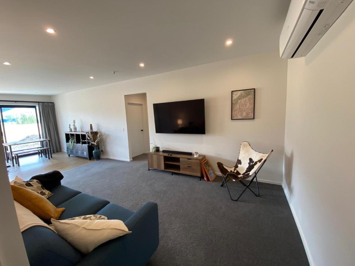 Relax In Rural Wanaka Βίλα Queensberry Εξωτερικό φωτογραφία