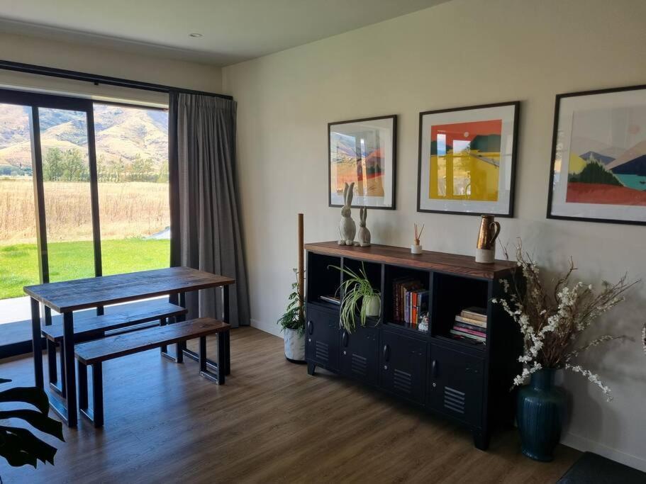 Relax In Rural Wanaka Βίλα Queensberry Εξωτερικό φωτογραφία